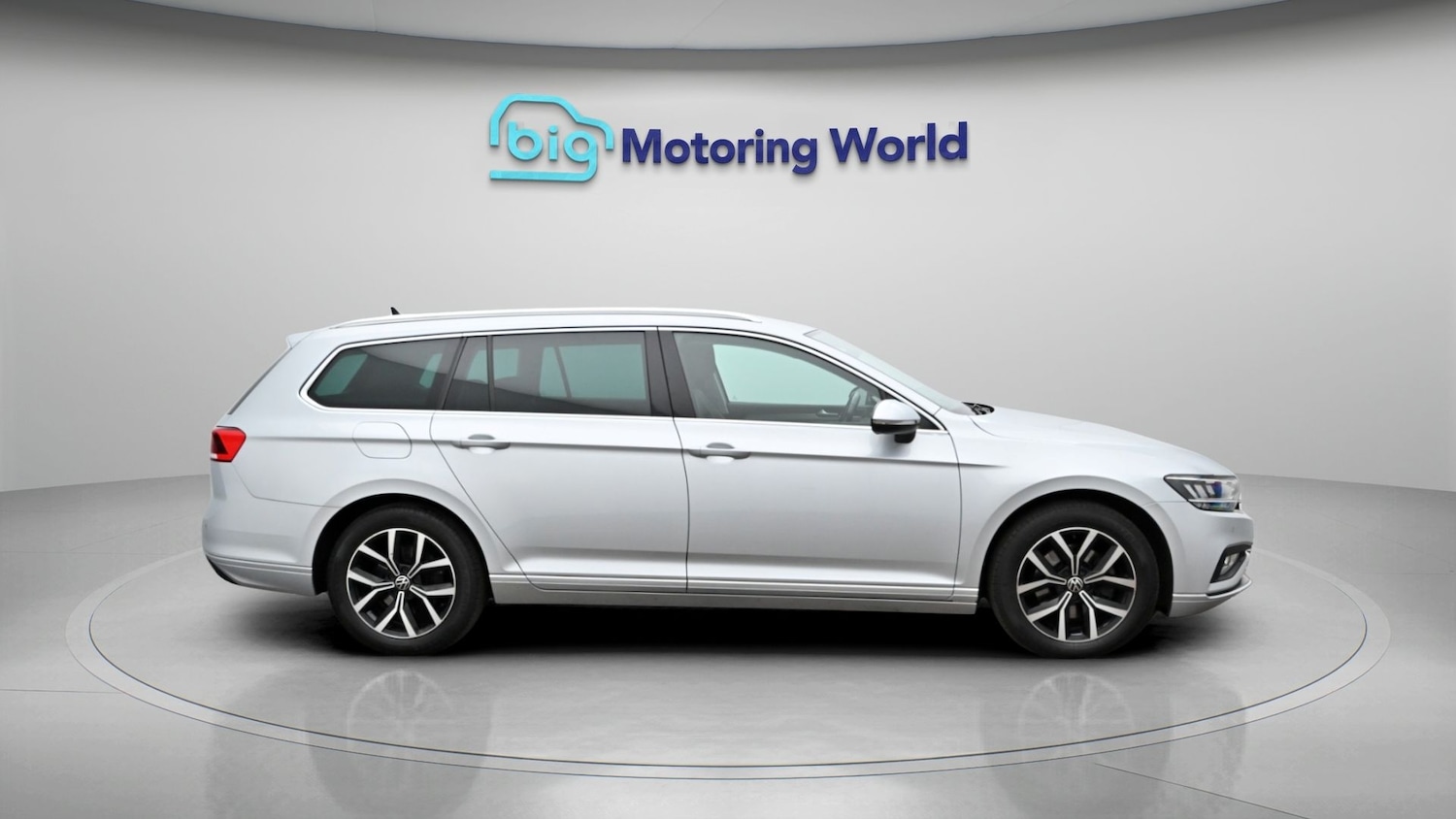 Used Volkswagen Passat 2023 for sale - 78016005: Photo 8