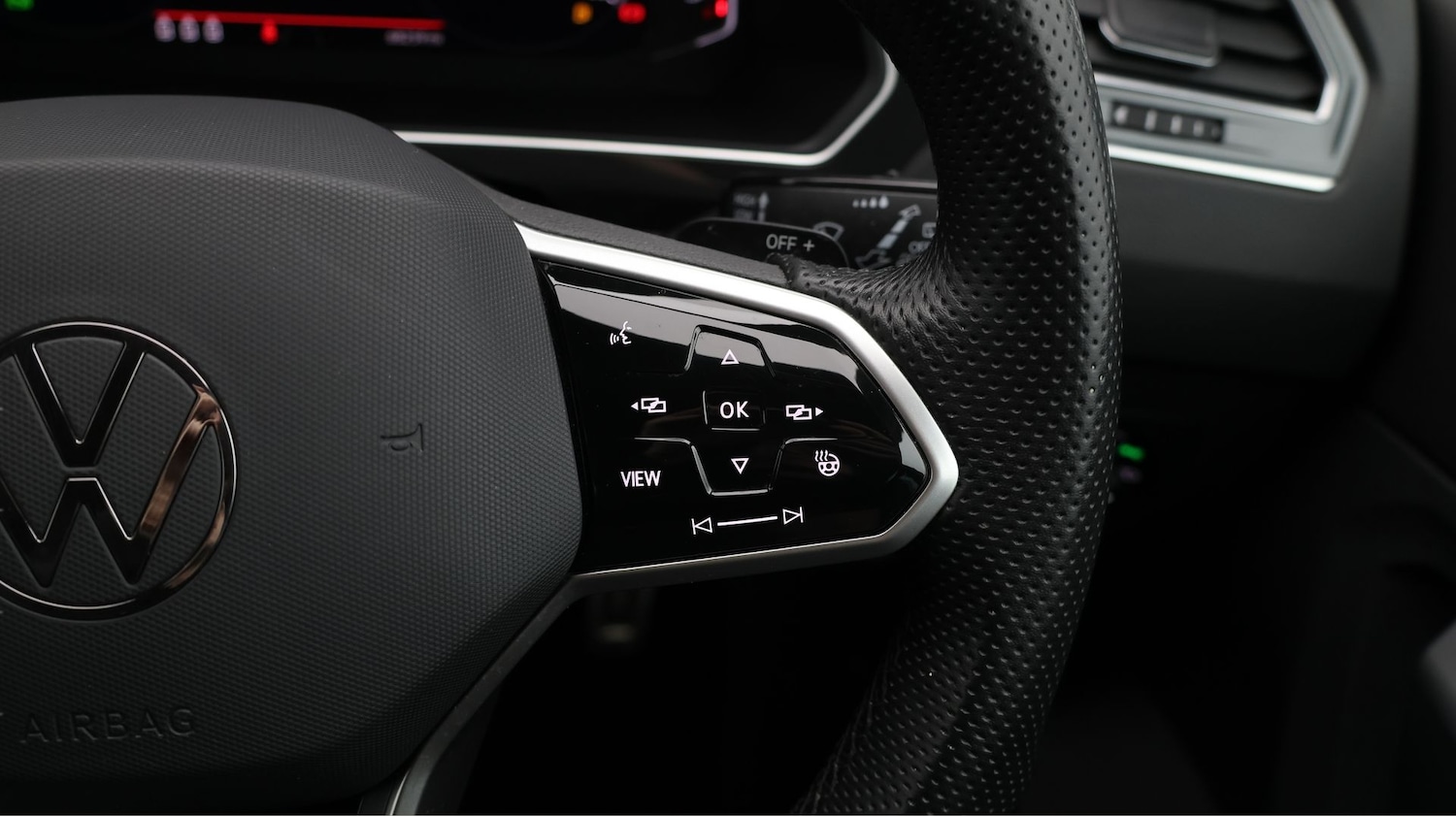 Used Volkswagen Tiguan 2022 for sale - 77760402: Photo 22