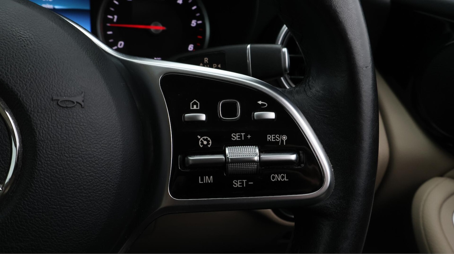 Used Mercedes-Benz GLC 2020 for sale - 76001910: Photo 26