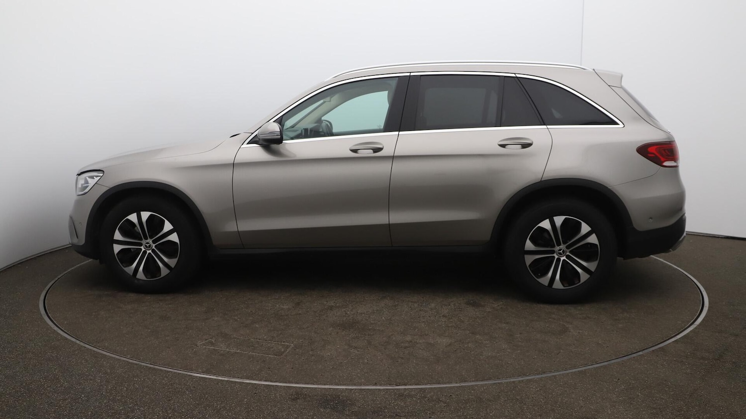 Used Mercedes-Benz GLC 2020 for sale - 76001910: Photo 64