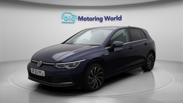 Used Volkswagen Golf 2023 for sale - 76151989: Photo 4