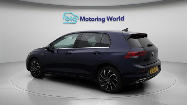 Used Volkswagen Golf 2023 for sale - 76151989: Photo 6