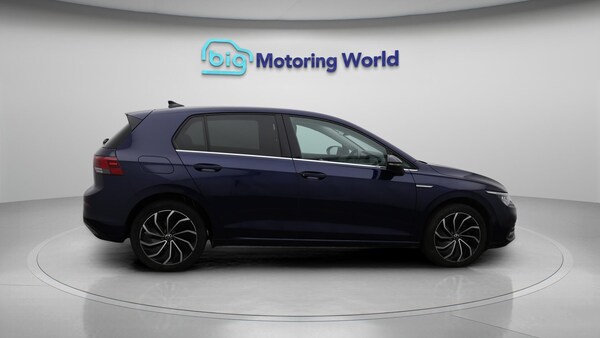 Used Volkswagen Golf 2023 for sale - 76151989: Photo 9