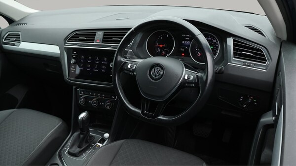 Used Volkswagen Tiguan 2019 for sale - 76283763: Photo 10