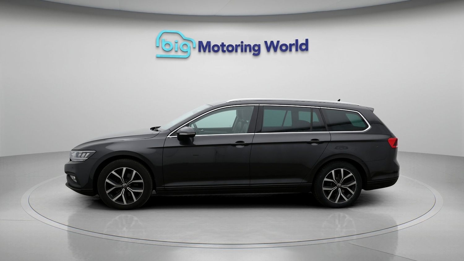 Used Volkswagen Passat 2023 for sale - 77247748: Photo 4
