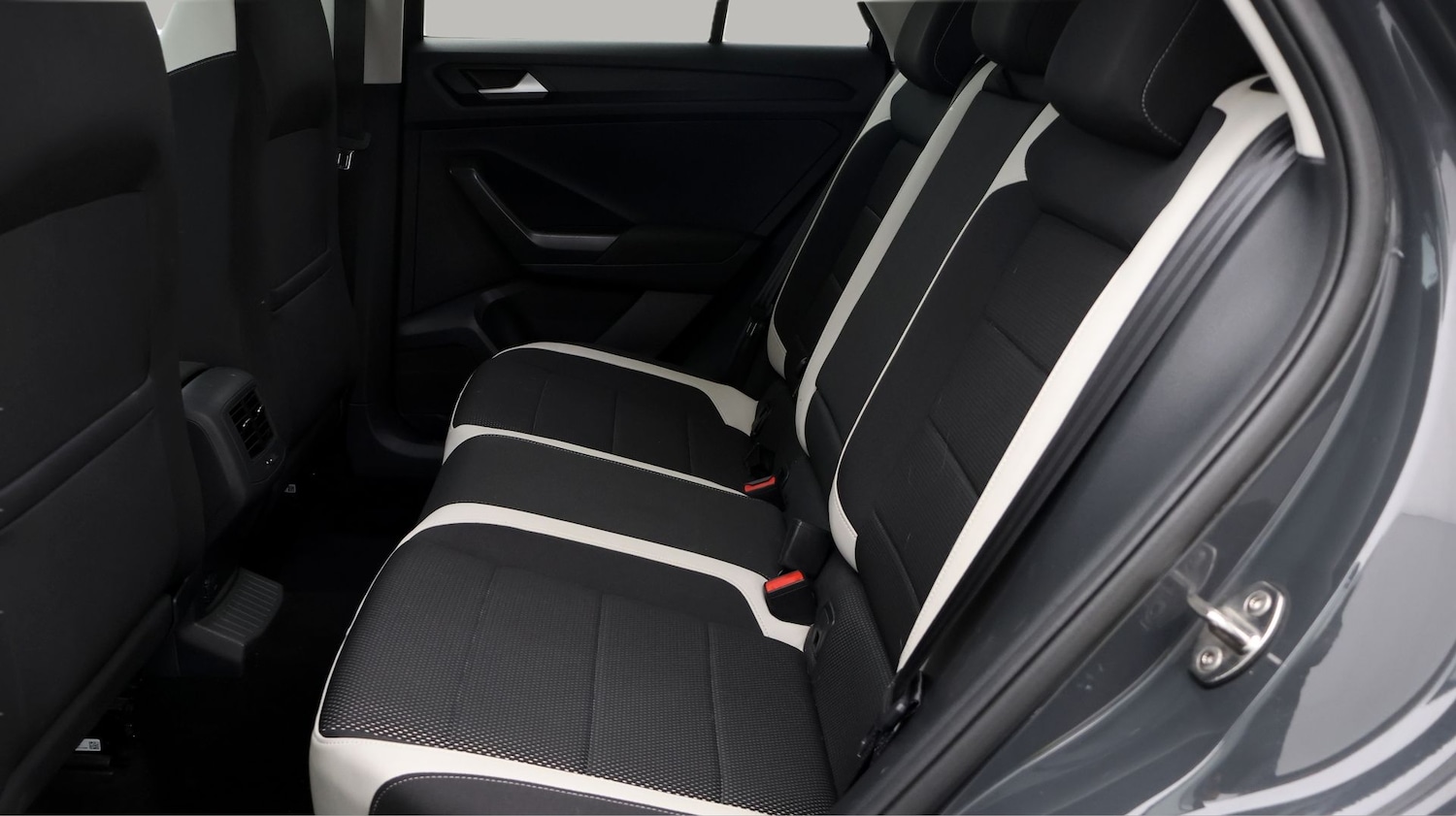 Used Volkswagen T-Roc 2019 for sale - 77492765: Photo 16