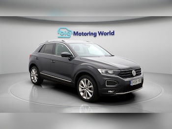 Used Volkswagen T-Roc 2019 for sale - 77492765: Photo