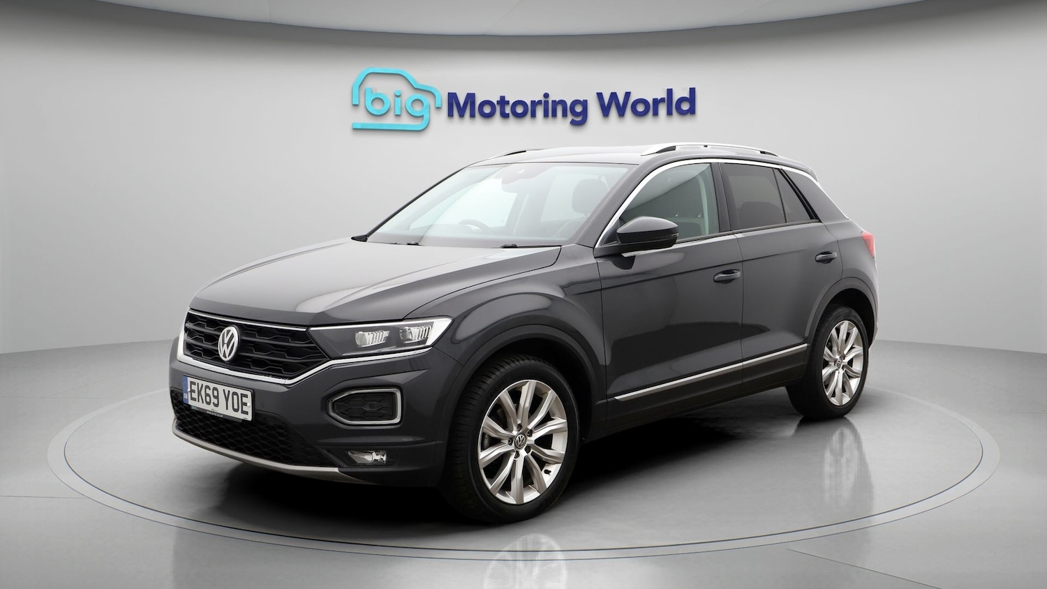 Used Volkswagen T-Roc 2019 for sale - 77492765: Photo 3