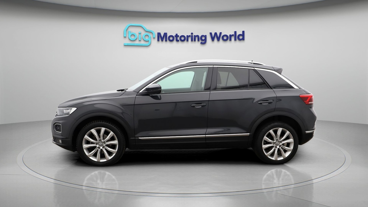 Used Volkswagen T-Roc 2019 for sale - 77492765: Photo 4
