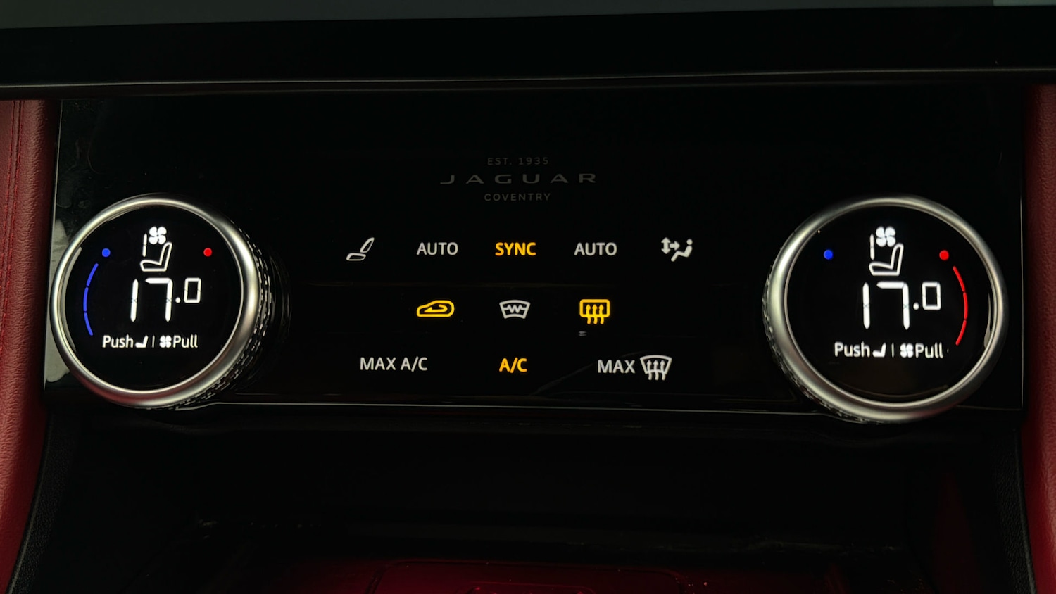 Used Jaguar F-Pace 2022 for sale - 77833964: Photo 11