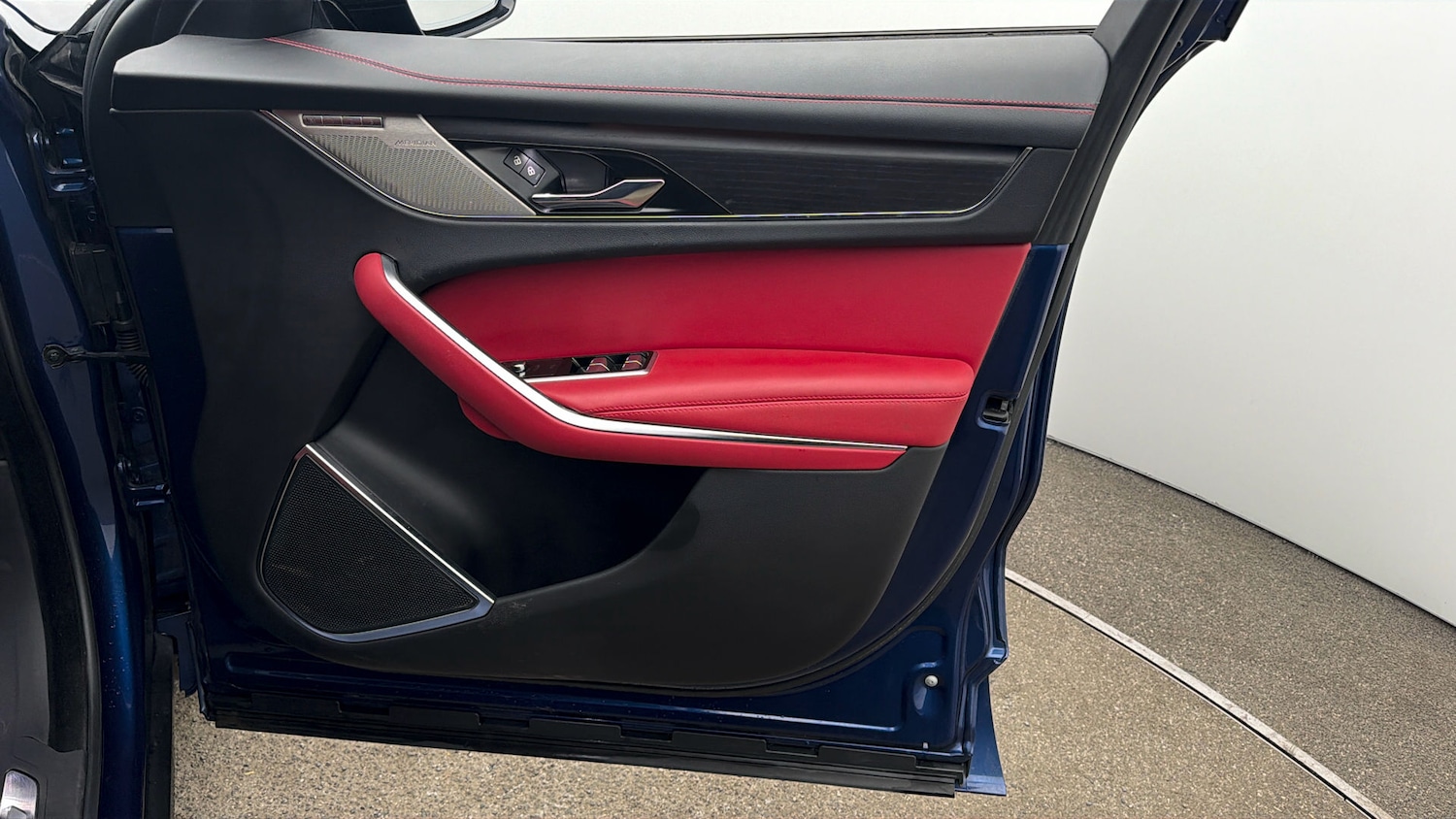 Used Jaguar F-Pace 2022 for sale - 77833964: Photo 14