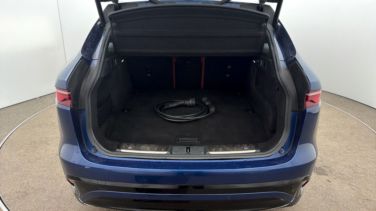 Used Jaguar F-Pace 2022 for sale - 77833964: Photo 16