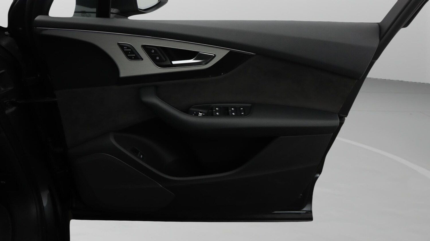 Used Audi Q7 for sale - 76727951: Photo 16