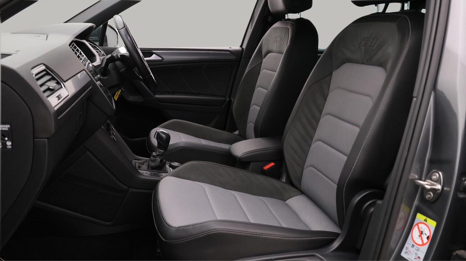 Used Volkswagen Tiguan 2019 for sale - 76613278: Photo 15