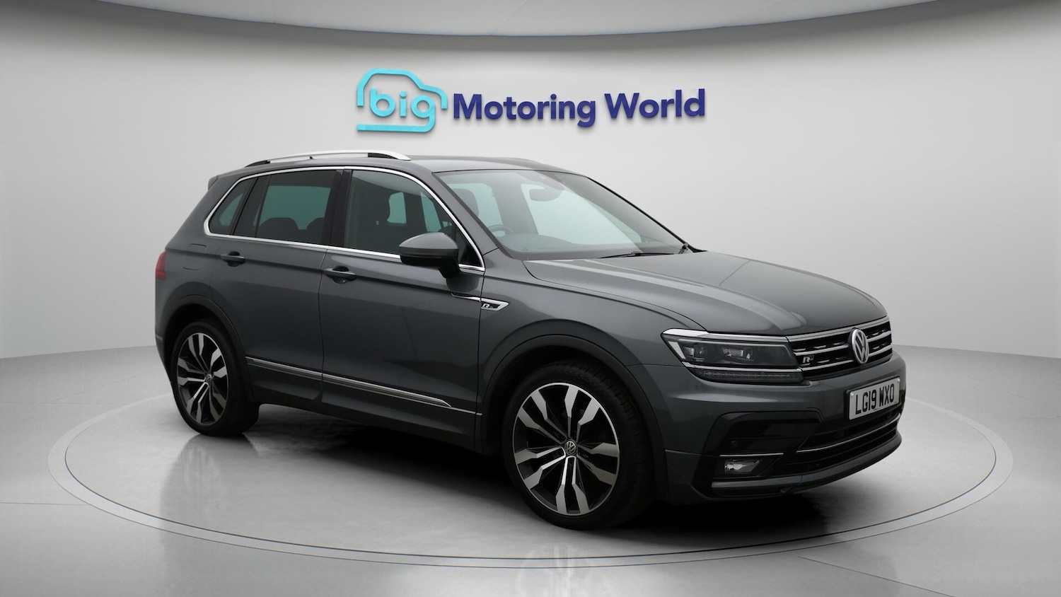 Used Volkswagen Tiguan 2019 for sale - 76613278: Photo 2