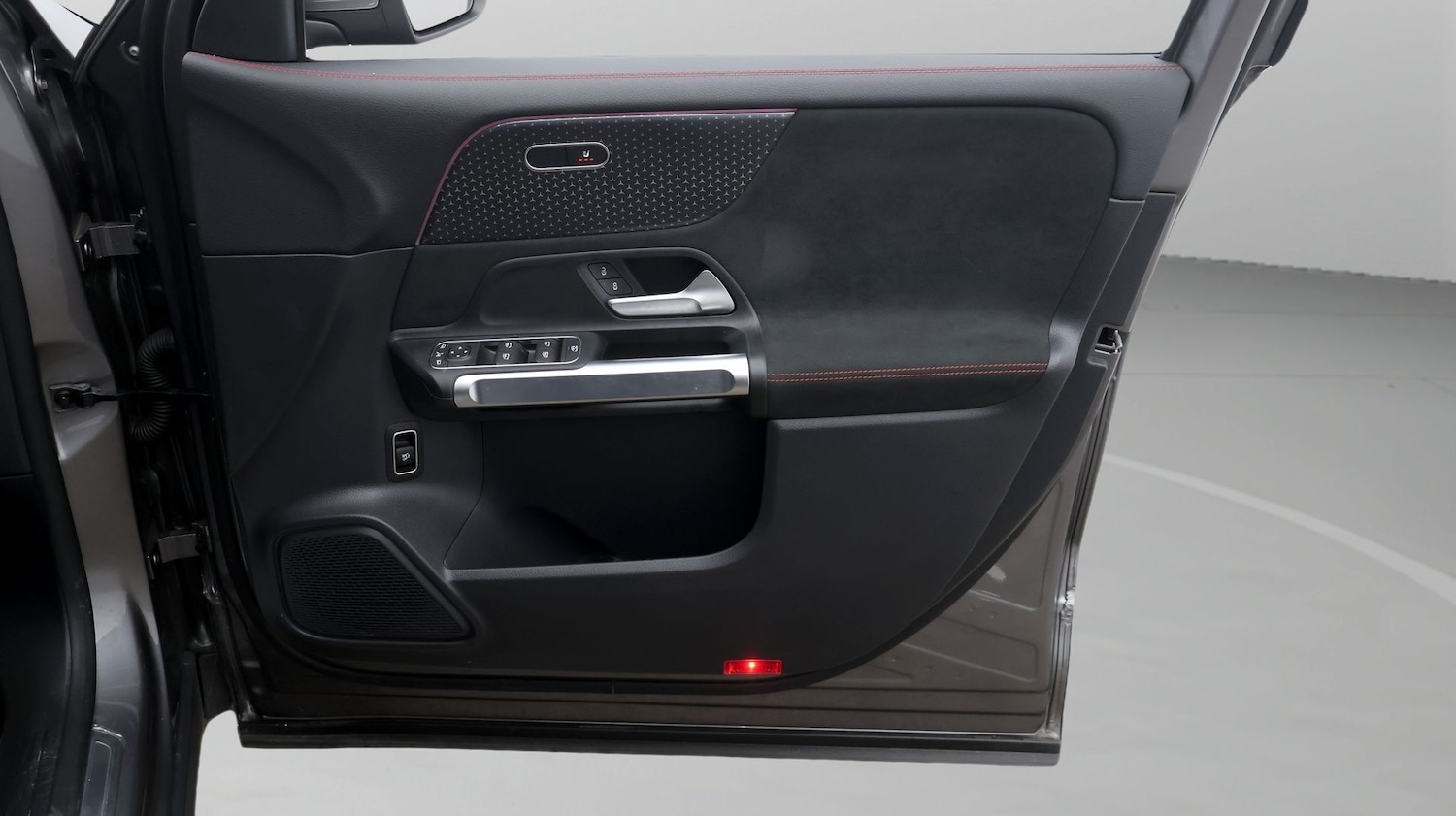 Used Mercedes-Benz EQB 2024 for sale - 77746127: Photo 15