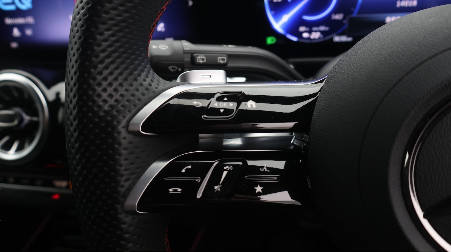 Used Mercedes-Benz EQB 2024 for sale - 77746127: Photo 24