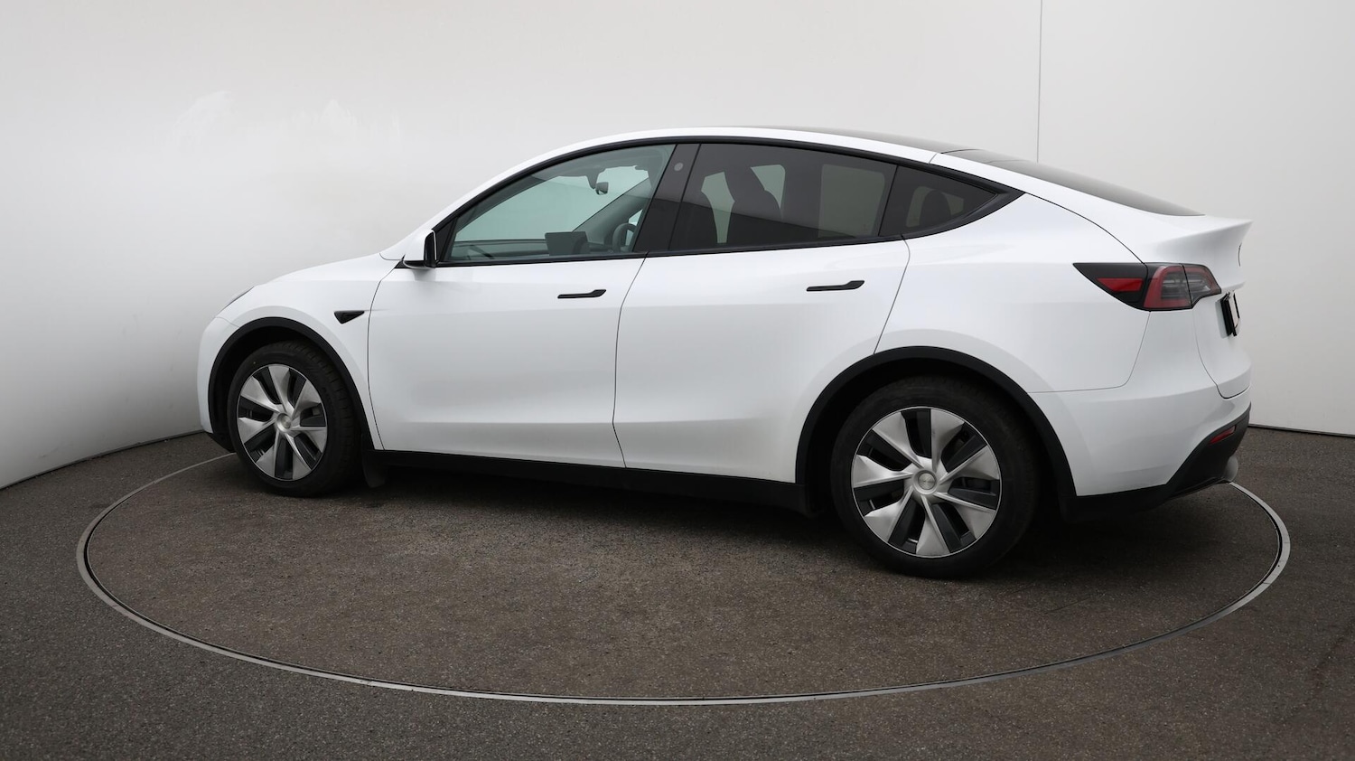 Used Tesla Model Y 2022 for sale - 76137044: Photo 34