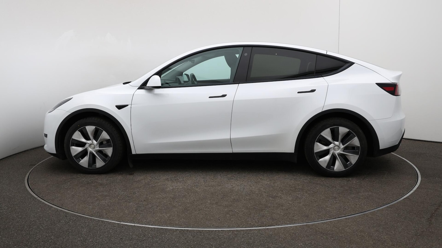 Used Tesla Model Y 2022 for sale - 76137044: Photo 64