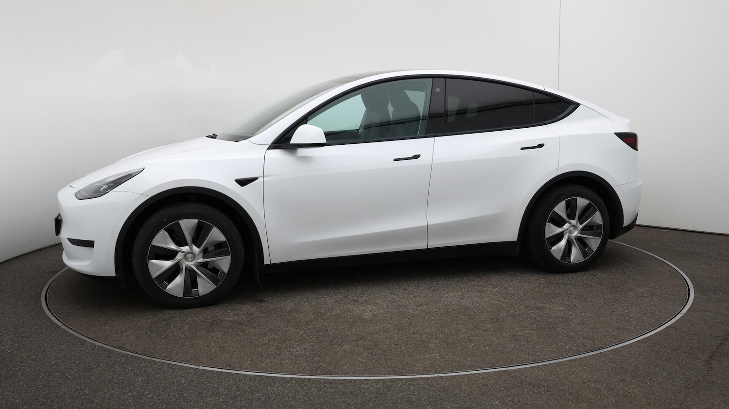 Used Tesla Model Y 2022 for sale - 76137044: Photo 66