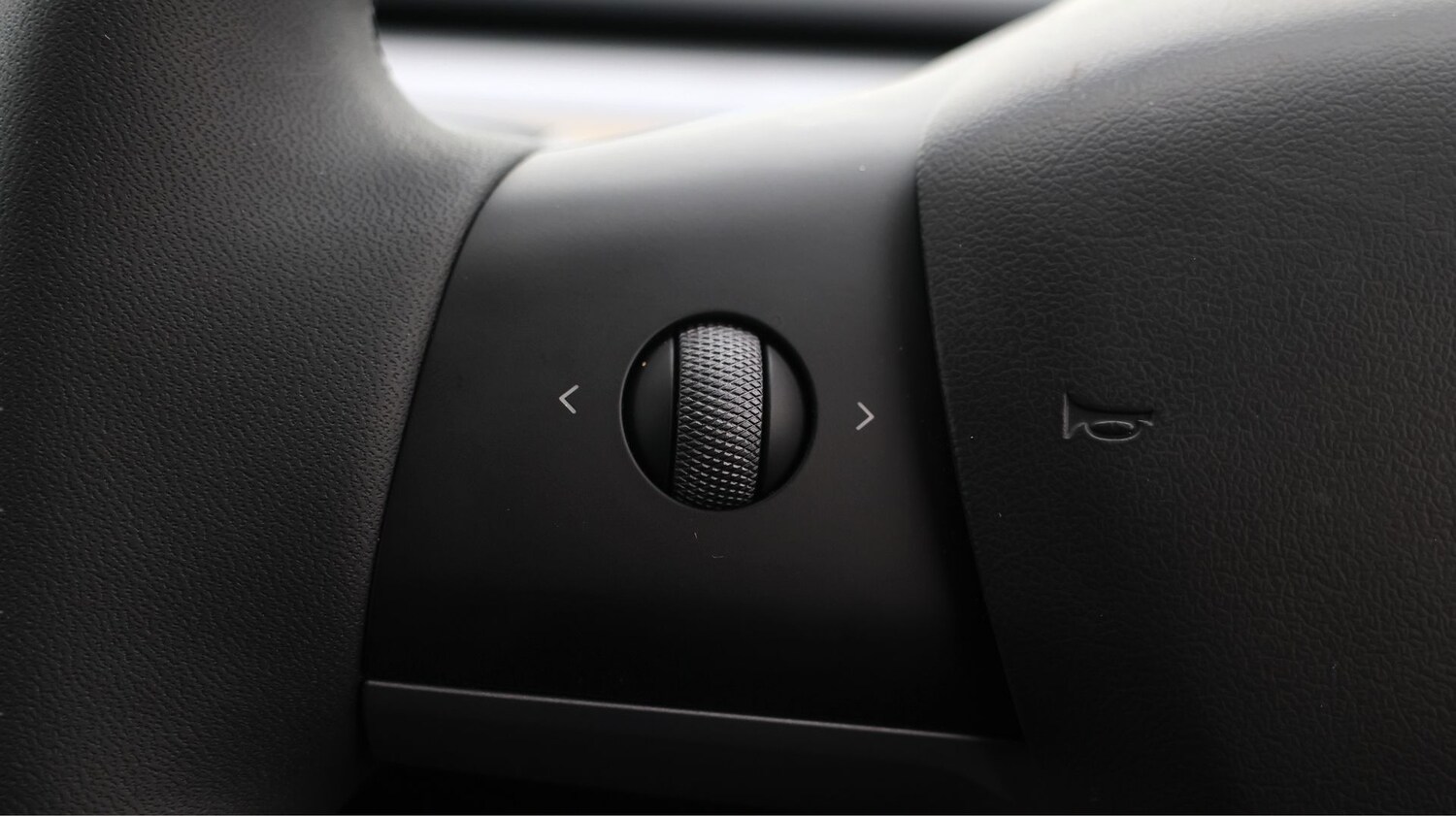 Used Tesla Model Y 2022 for sale - 77449002: Photo 23