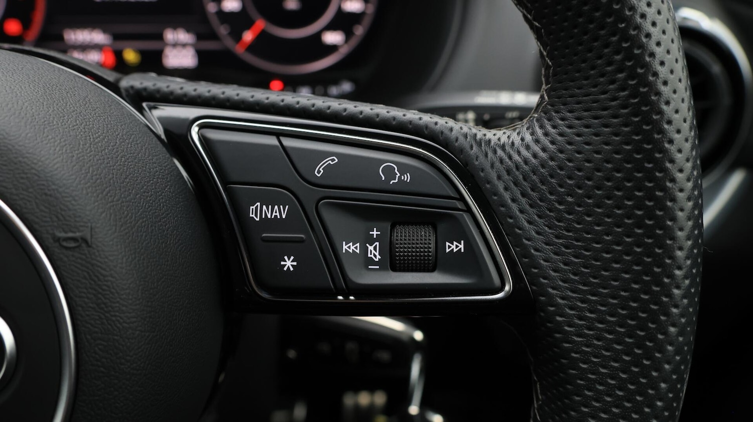 Used Audi Q2 2023 for sale - 76371247: Photo 27