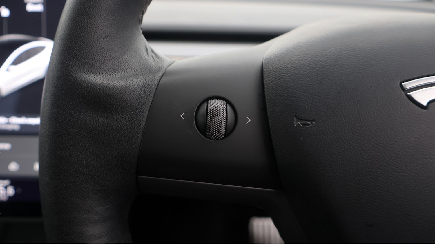 Used Tesla Model 3 2021 for sale - 77609771: Photo 21