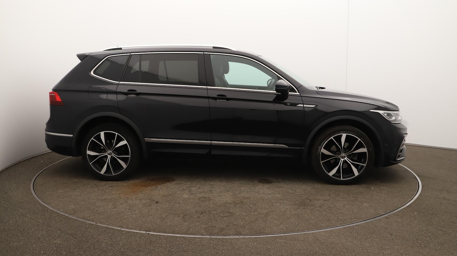 Used Volkswagen Tiguan Allspace 2022 for sale - 76085024: Photo 52
