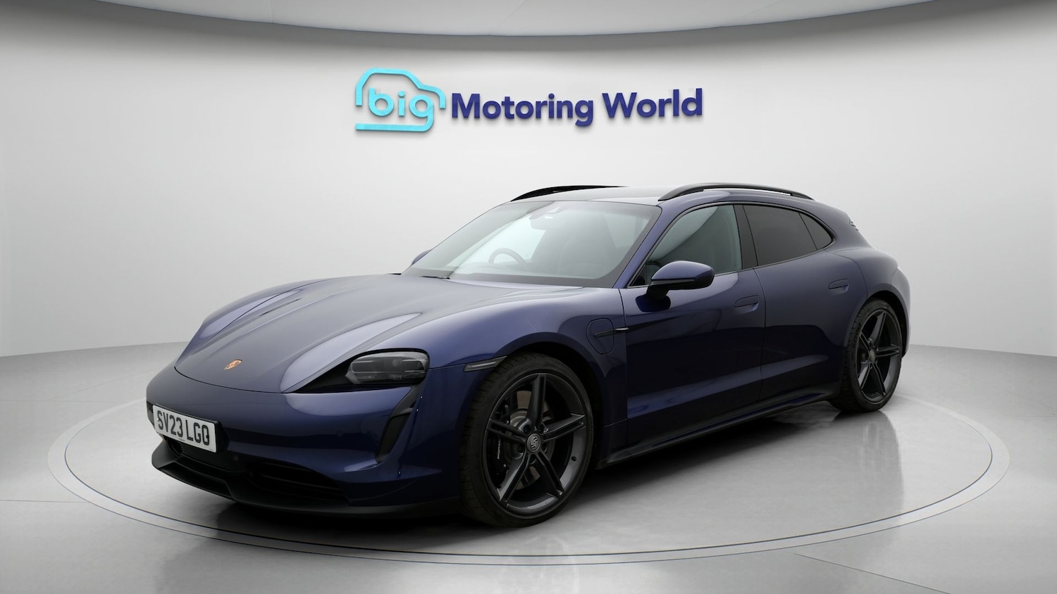 Used Porsche Taycan 2023 for sale - 77353868: Photo 3