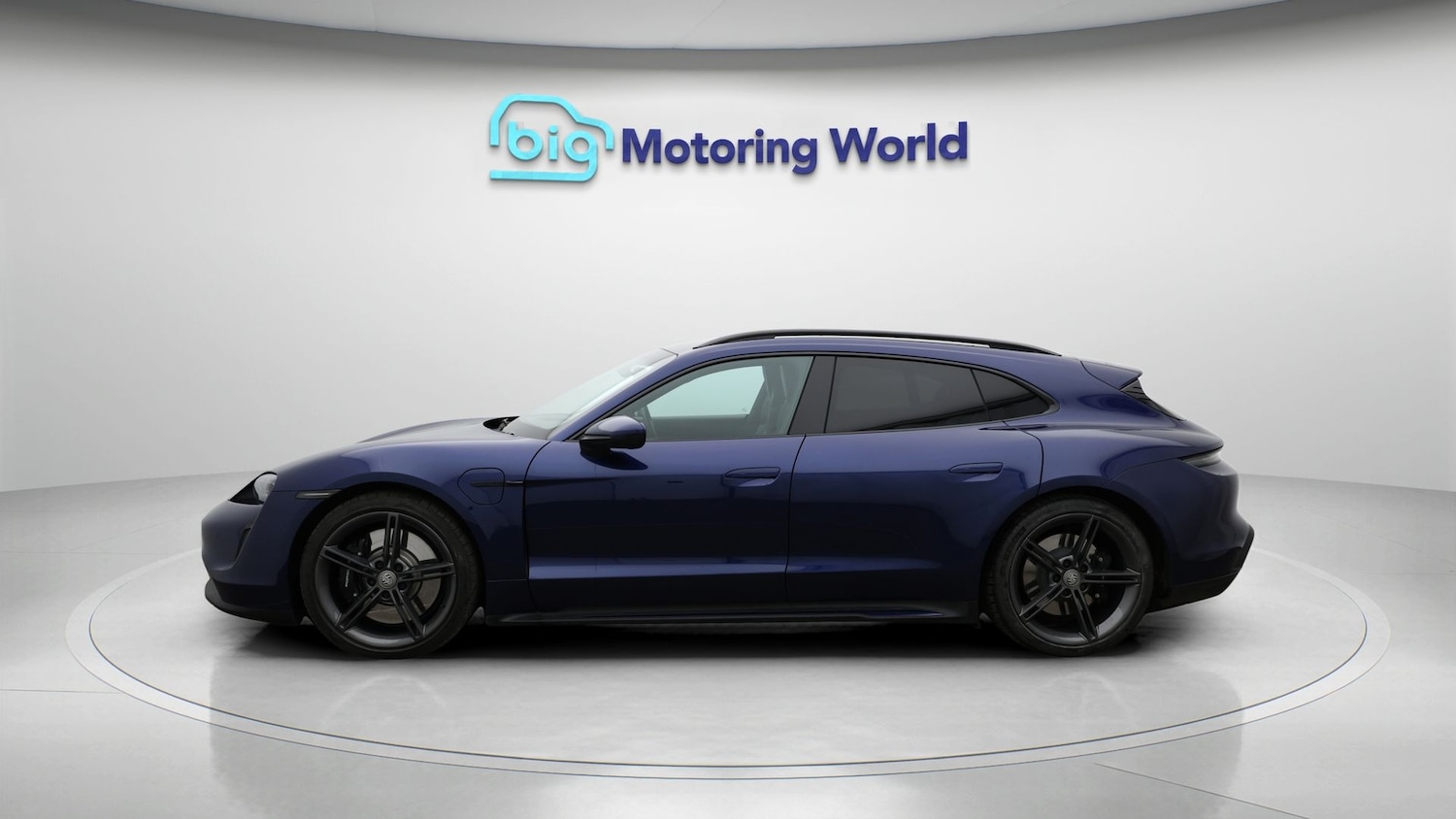 Used Porsche Taycan 2023 for sale - 77353868: Photo 4