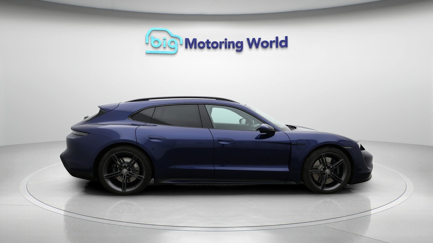 Used Porsche Taycan 2023 for sale - 77353868: Photo 8