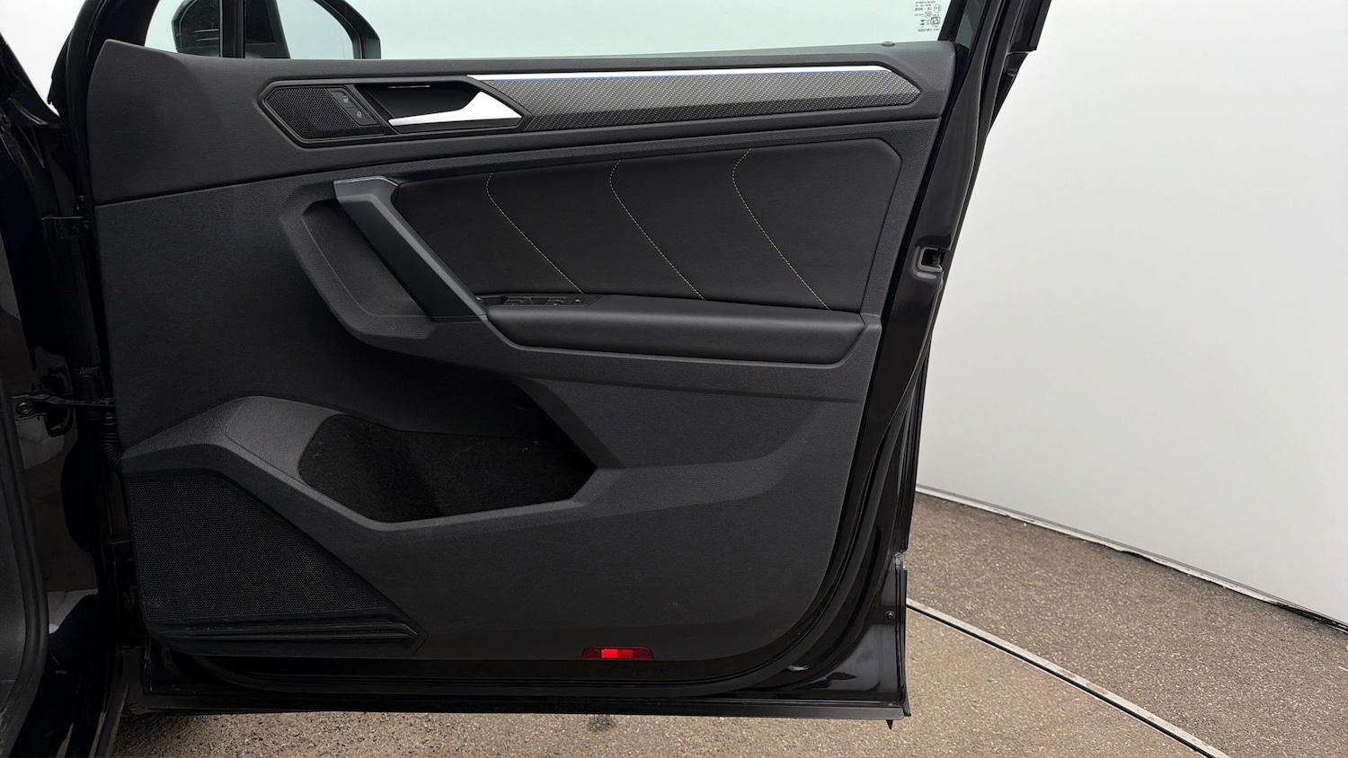 Used Volkswagen Tiguan 2024 for sale - 78039105: Photo 14