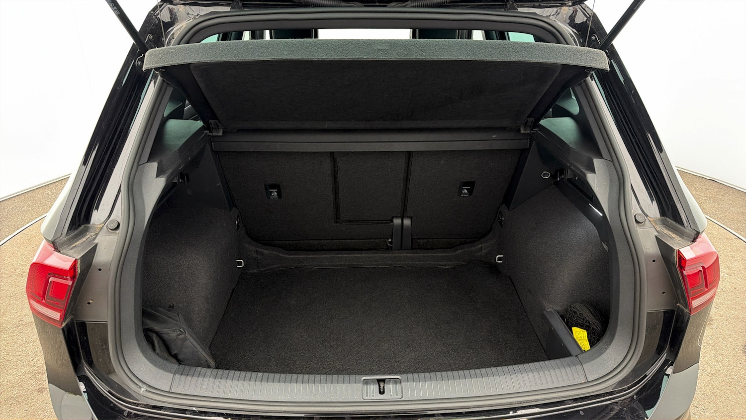 Used Volkswagen Tiguan 2024 for sale - 78039105: Photo 16