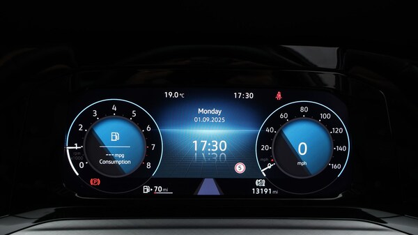 Used Volkswagen Golf 2023 for sale - 75769016: Photo 11