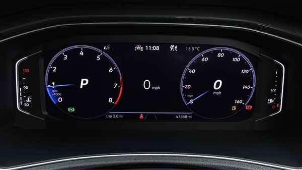 Used Volkswagen T-Roc 2021 for sale - 76259436: Photo 11