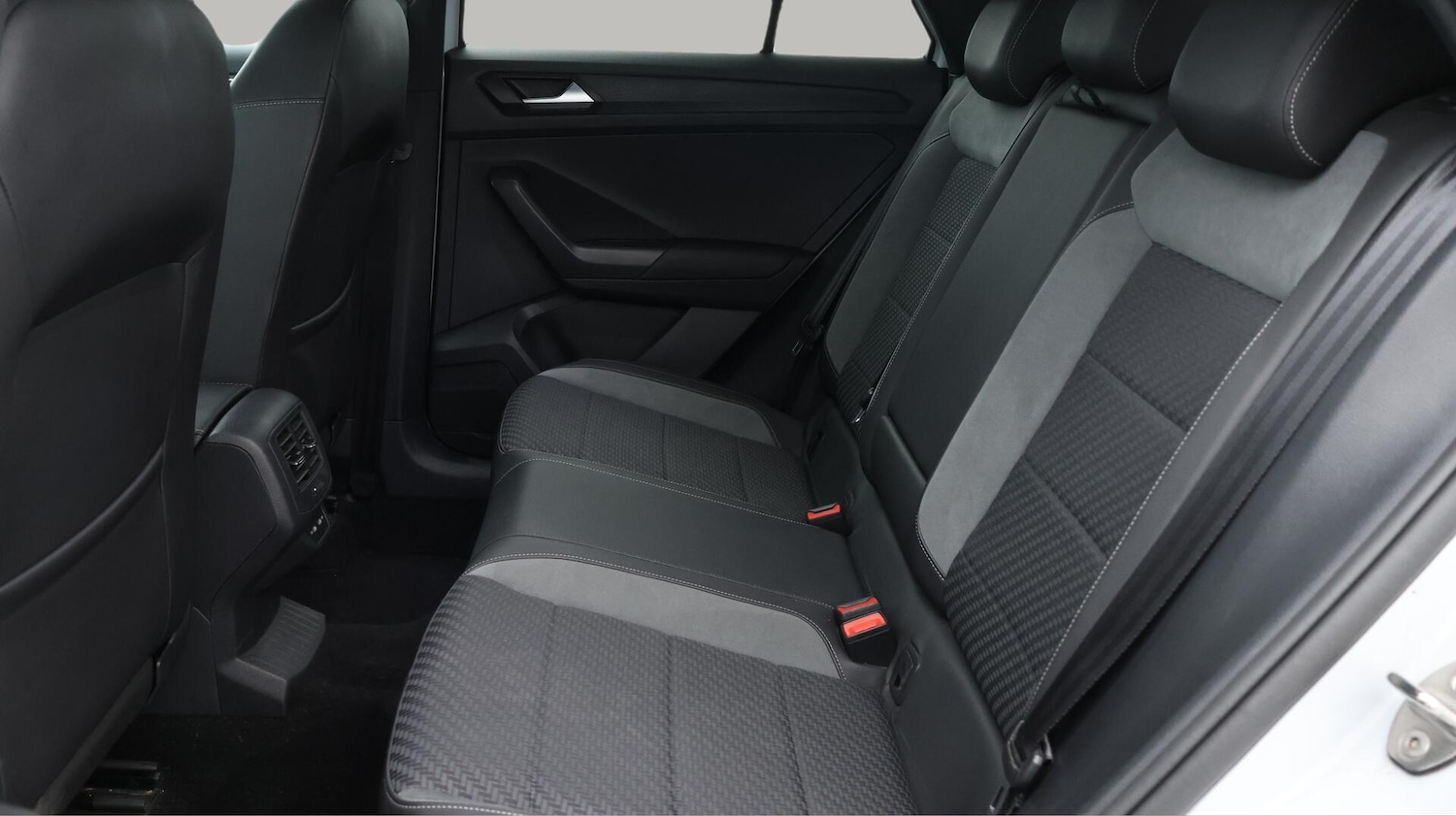 Used Volkswagen T-Roc 2021 for sale - 76259436: Photo 17