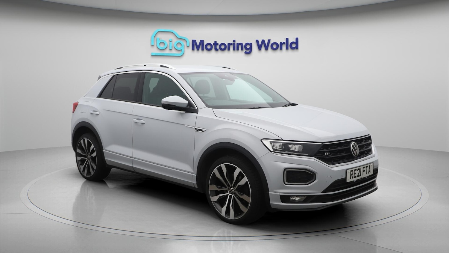Used Volkswagen T-Roc 2021 for sale - 76259436: Photo 2