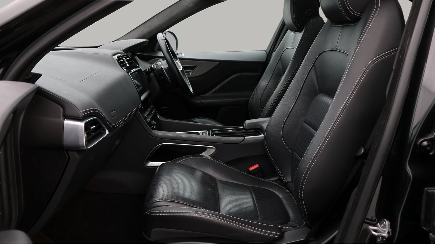 Used Jaguar F-Pace 2021 for sale - 77700867: Photo 14