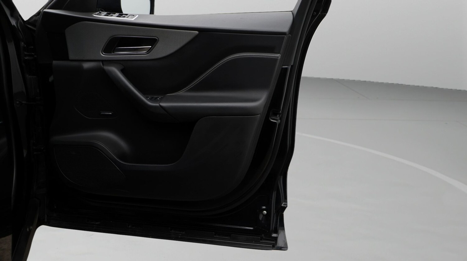 Used Jaguar F-Pace 2021 for sale - 77700867: Photo 15