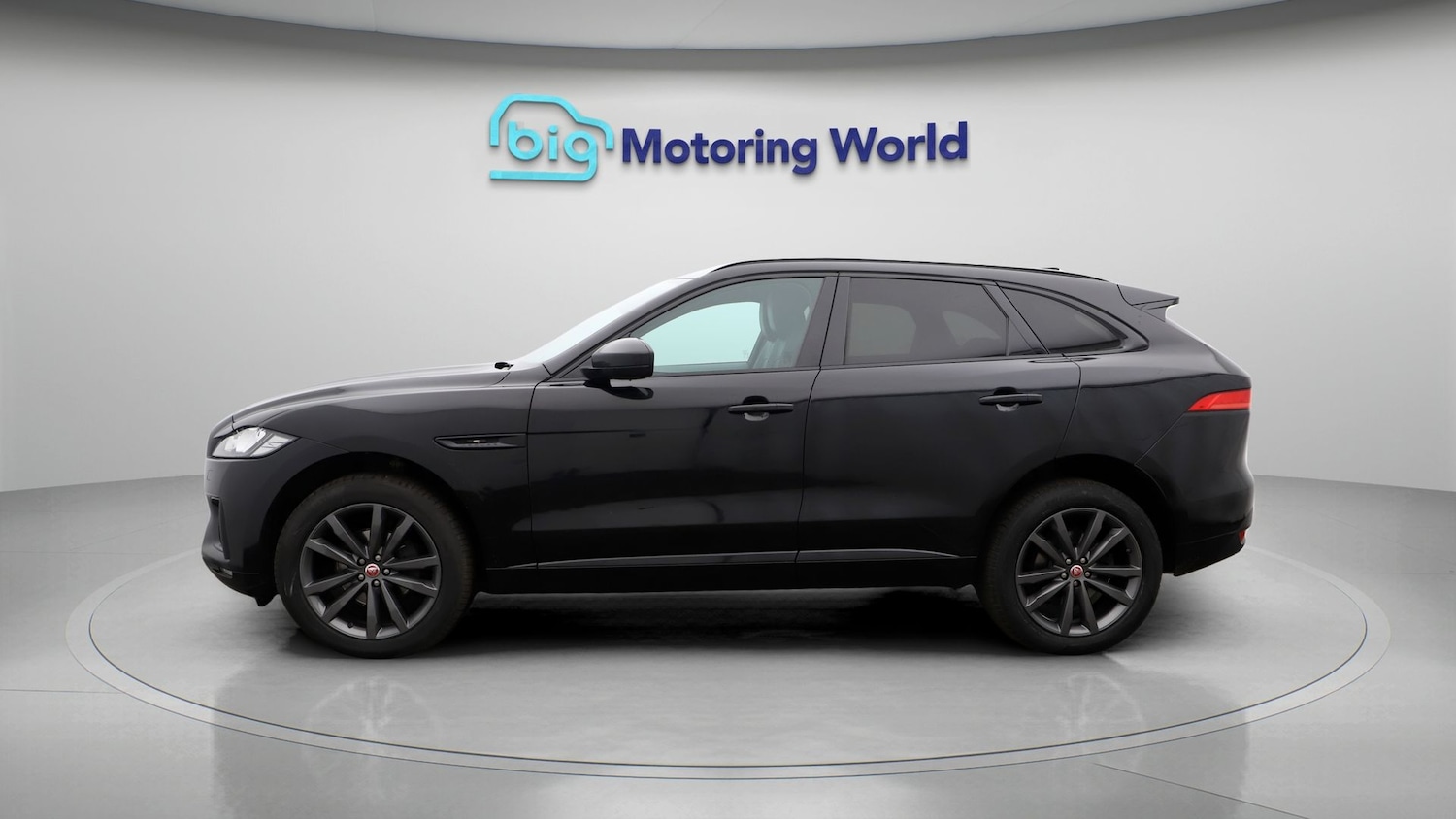 Used Jaguar F-Pace 2021 for sale - 77700867: Photo 4