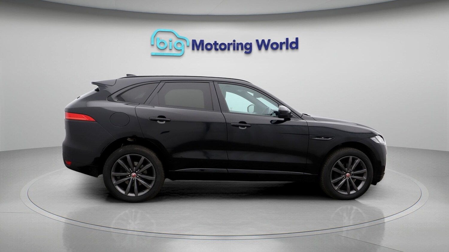Used Jaguar F-Pace 2021 for sale - 77700867: Photo 8