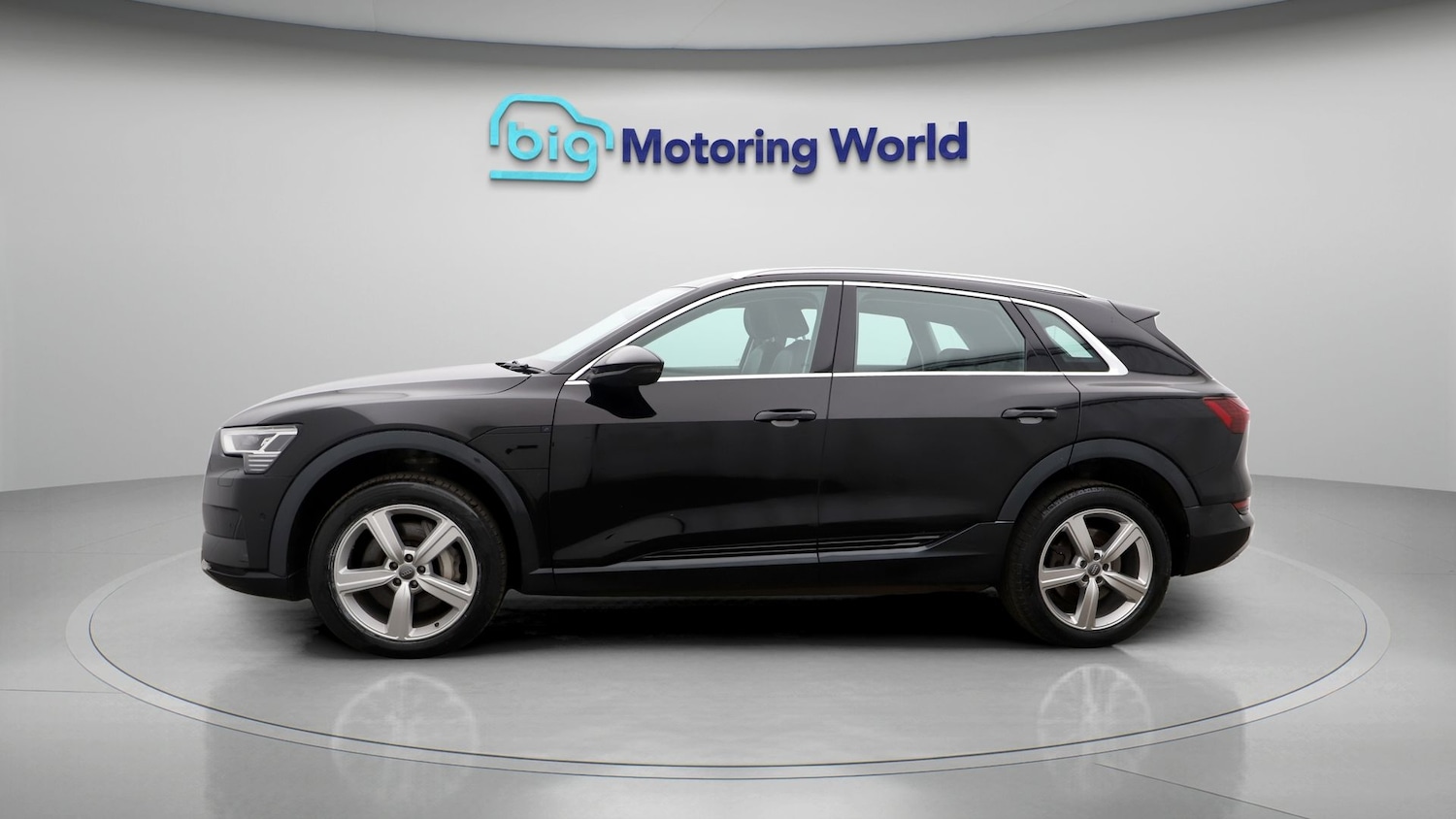 Used Audi e-tron 2020 for sale - 77730068: Photo 4