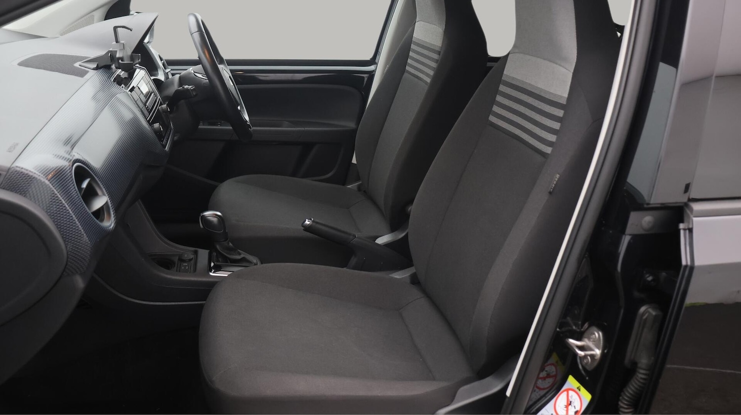 Used Volkswagen up! 2022 for sale - 76511944: Photo 15