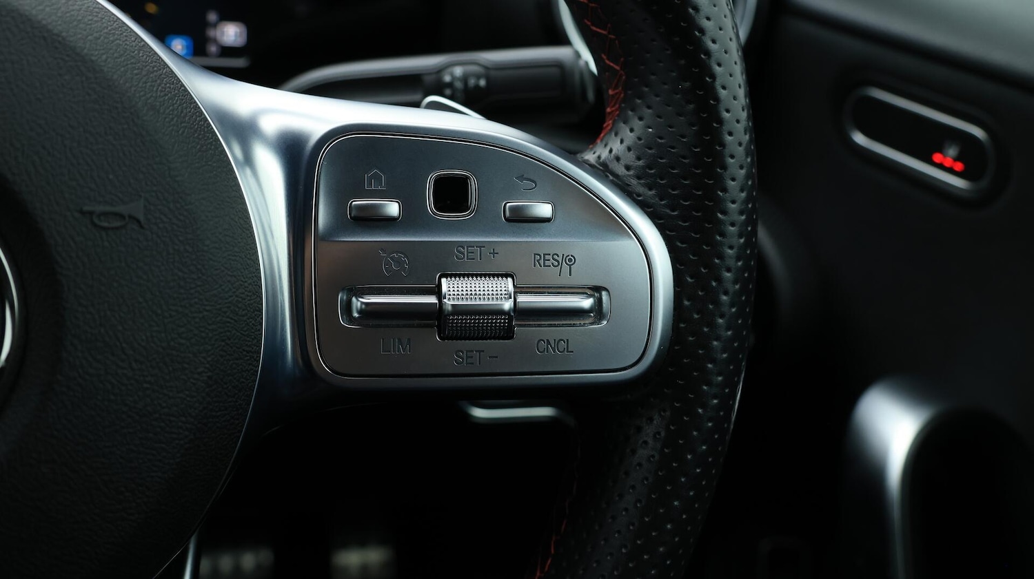 Used Mercedes-Benz A-Class 2020 for sale - 76137663: Photo 25