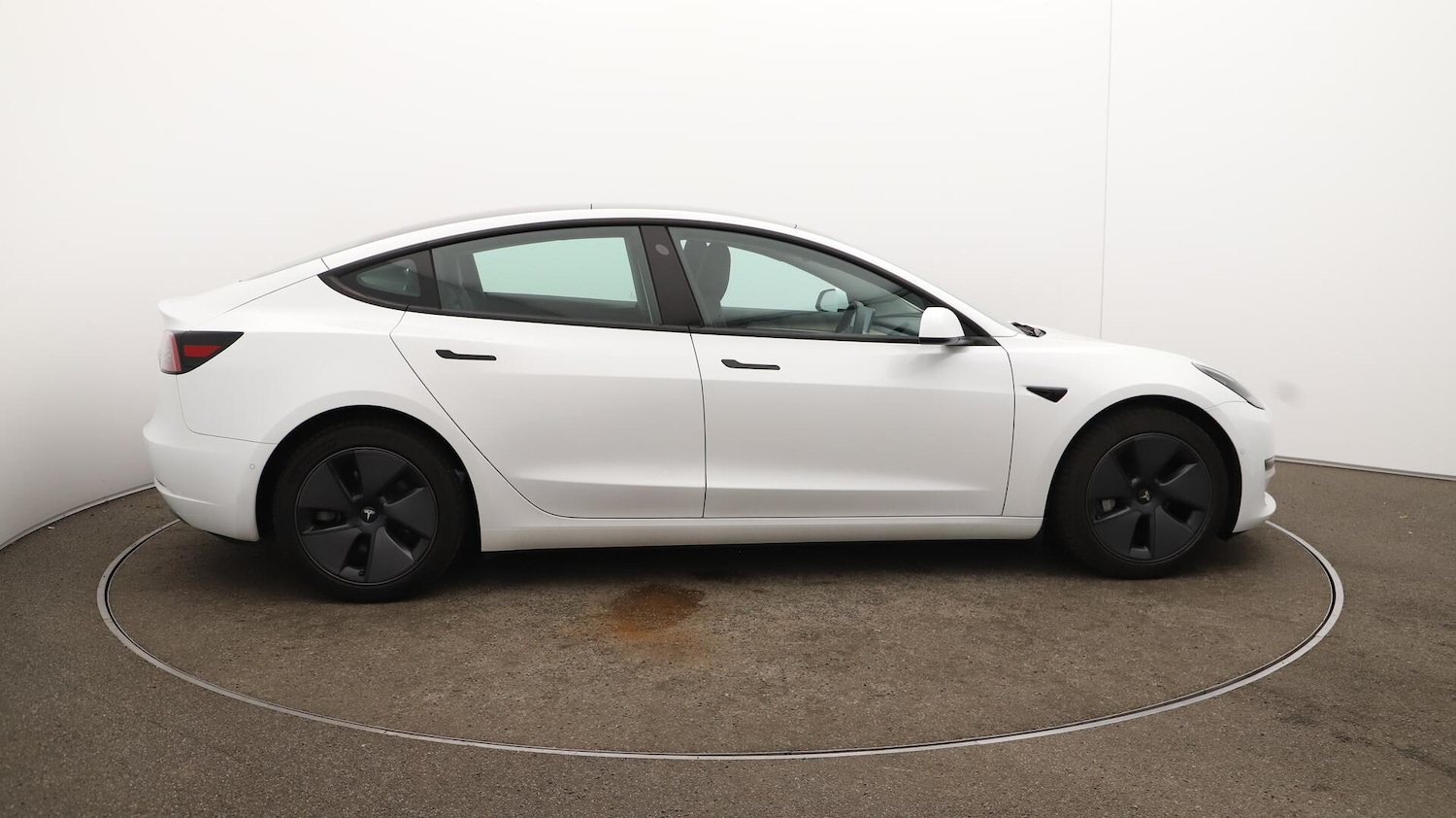 Used Tesla Model 3 2021 for sale - 76136852: Photo 46