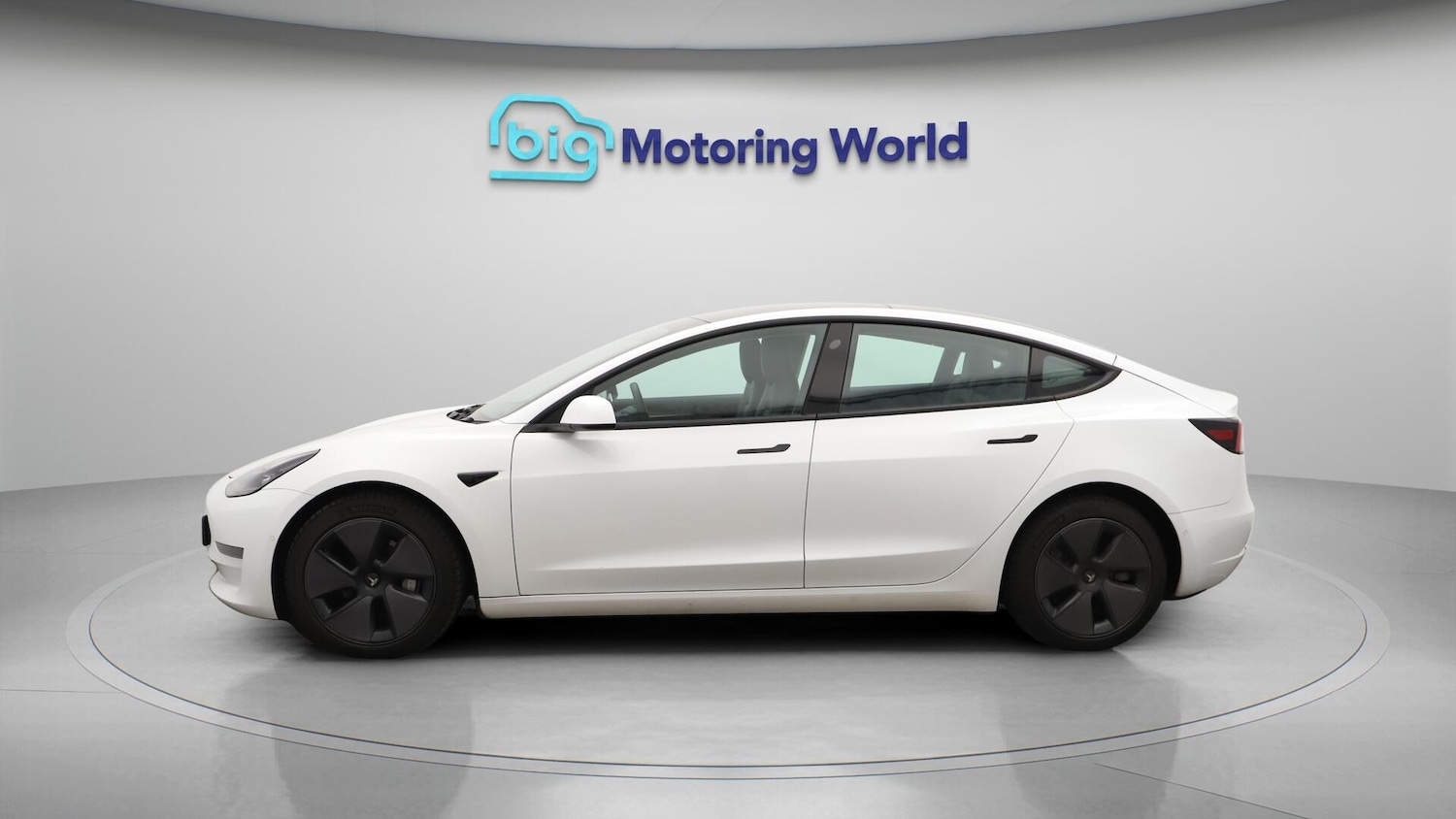 Used Tesla Model 3 2021 for sale - 76136852: Photo 5