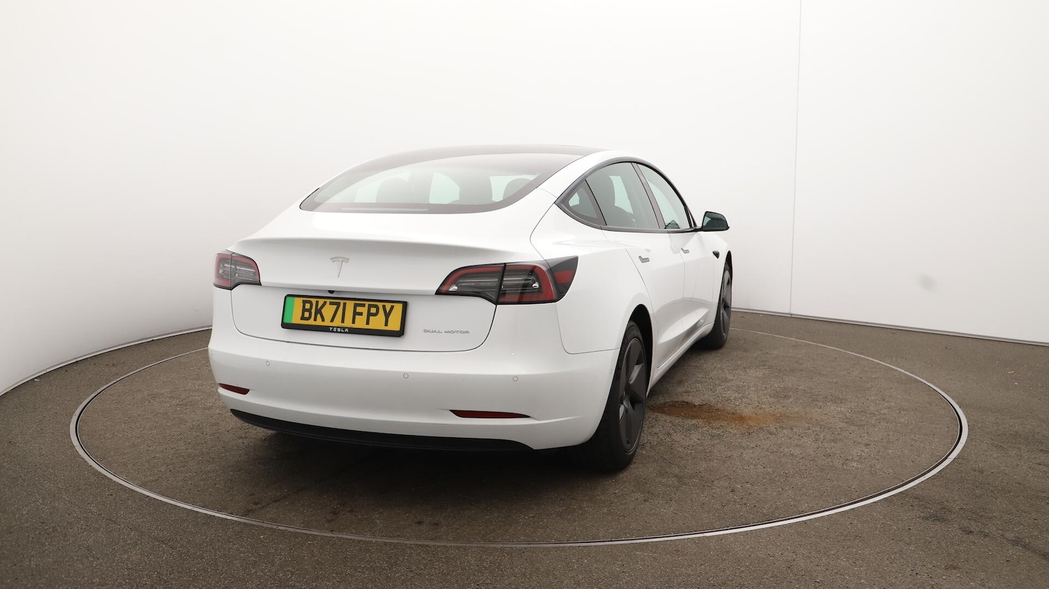 Used Tesla Model 3 2021 for sale - 76136852: Photo 52