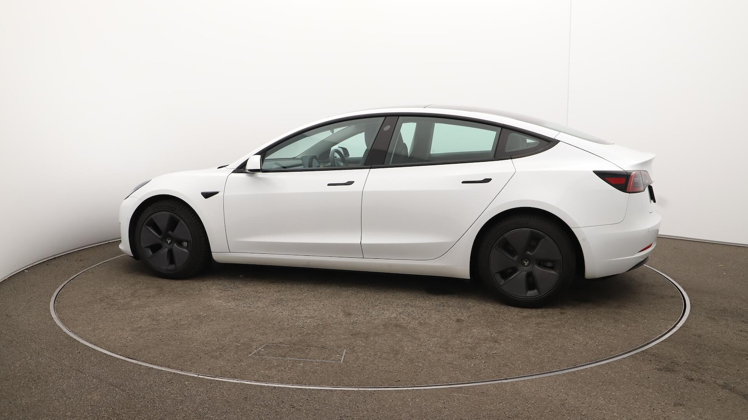Used Tesla Model 3 2021 for sale - 76136852: Photo 54