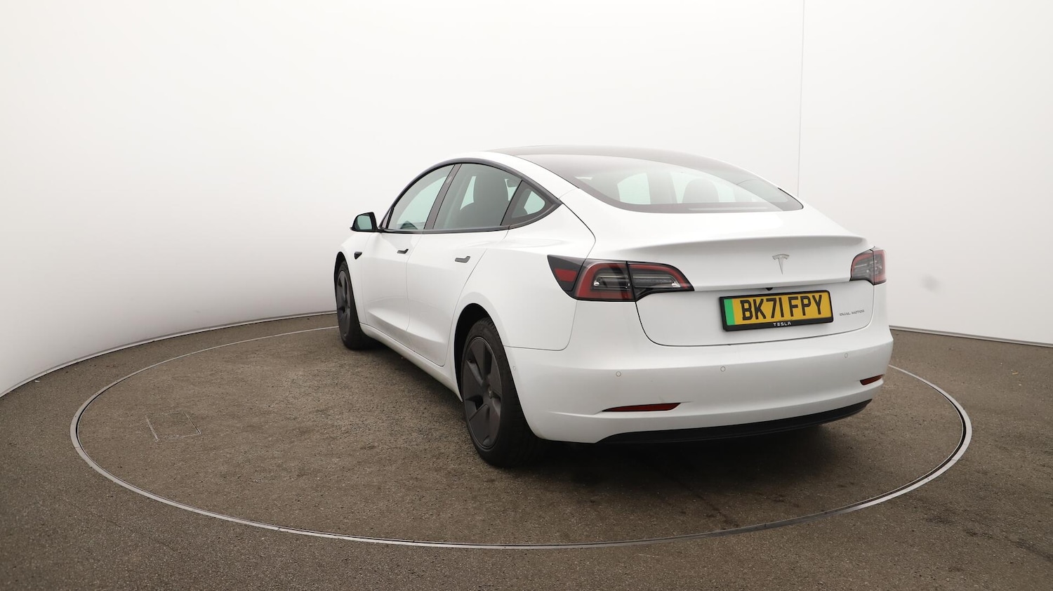 Used Tesla Model 3 2021 for sale - 76136852: Photo 57