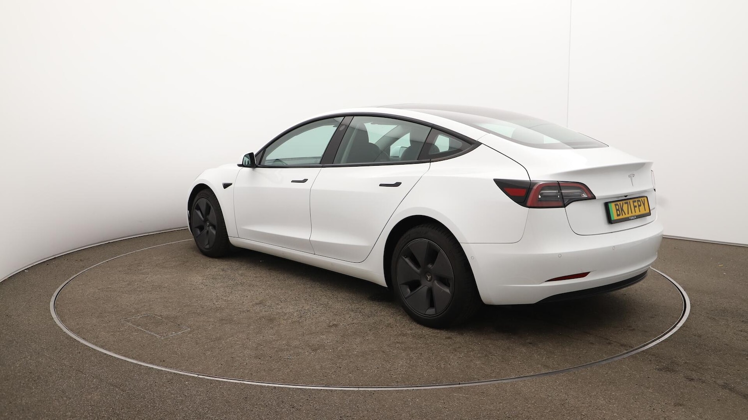 Used Tesla Model 3 2021 for sale - 76136852: Photo 59